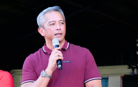 Gov. Remulla offers P10 million for proof of family's link to Cavite .